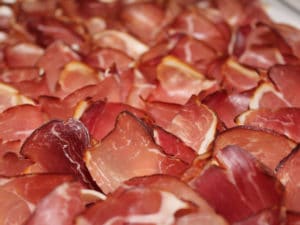 Lire la suite à propos de l’article Astuce n°8 : Des chips… de jambon cru !