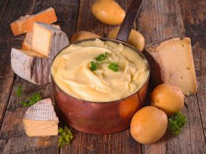 Lire la suite à propos de l’article Astuce n°9 : Accommoder les restes… d’aligot