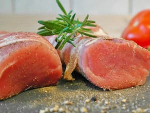 Lire la suite à propos de l’article Filet mignon de porc au romarin